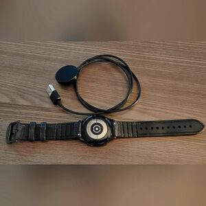 Samsung Watch 4 with charger